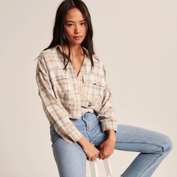 Cropped Flannel - Picture 1 of 5